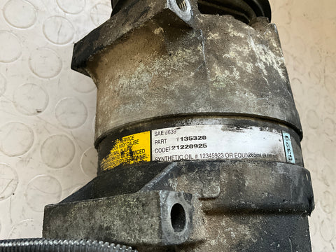 Compresseur de climatisation Renault Laguna 1135320