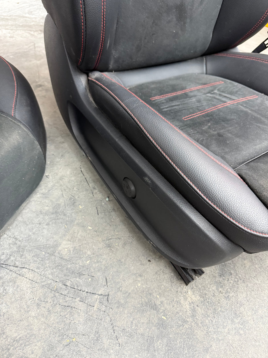 Tappezzeria completa mercedes-benz cla amg 35 2022