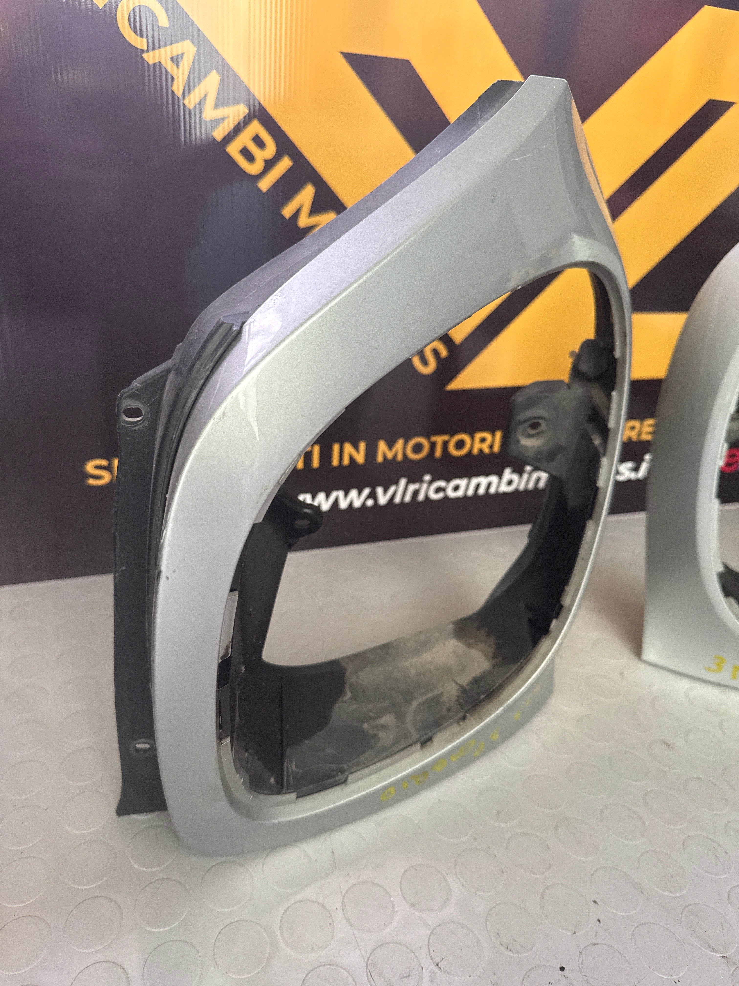 Paire de cadres de feux stop arrière pour Smart for Two 453 Cabrio