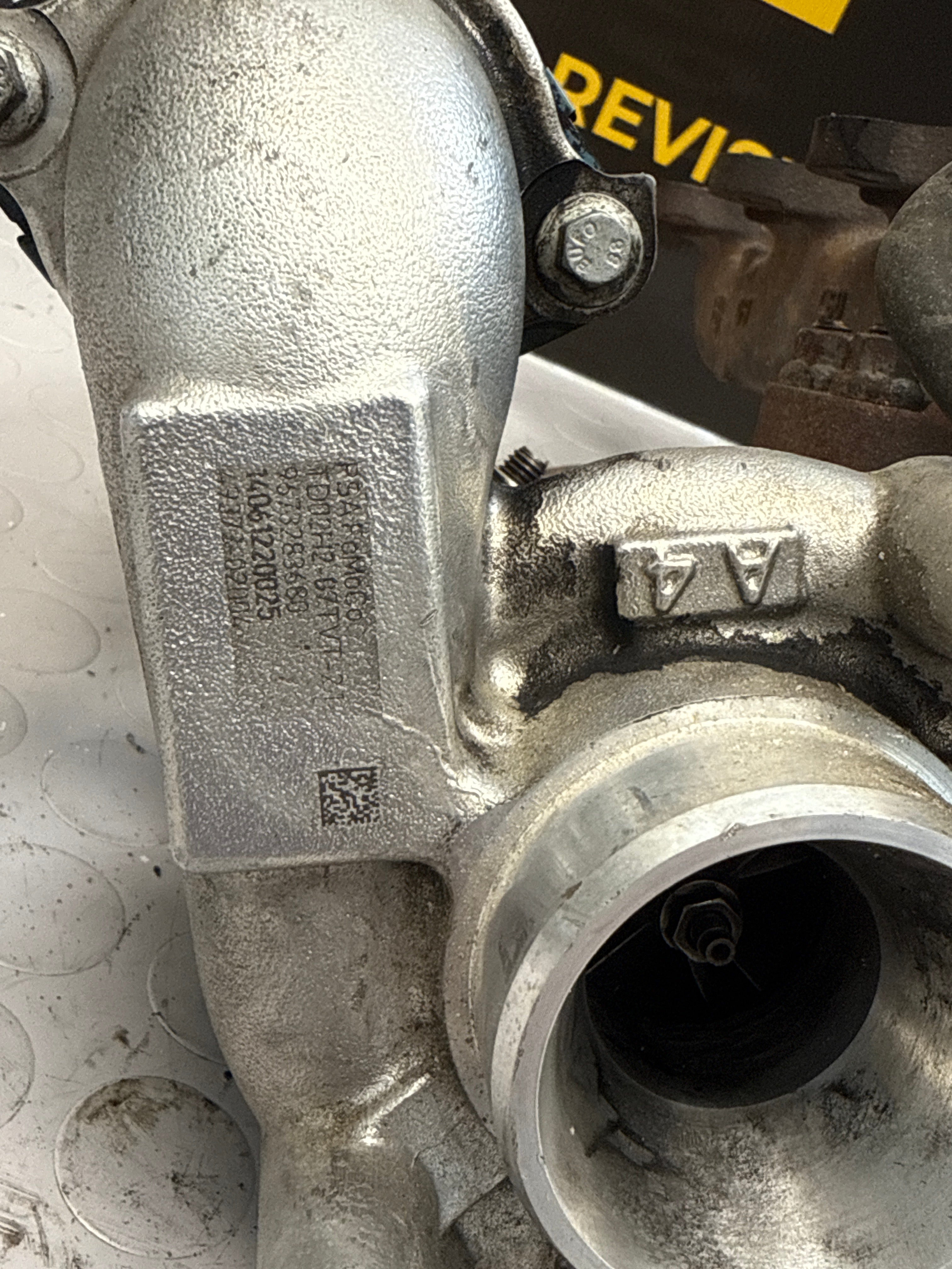 Peugeot 1.6 HDI turbine diesel 96732283680