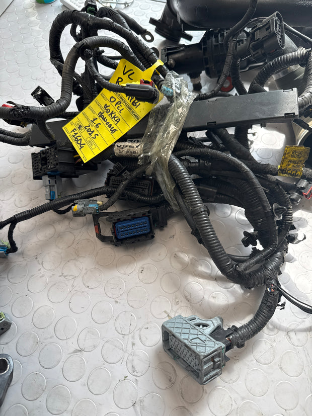 Faisceau de câblage du moteur essence Opel Mokka 1.6 f16d4 manuel