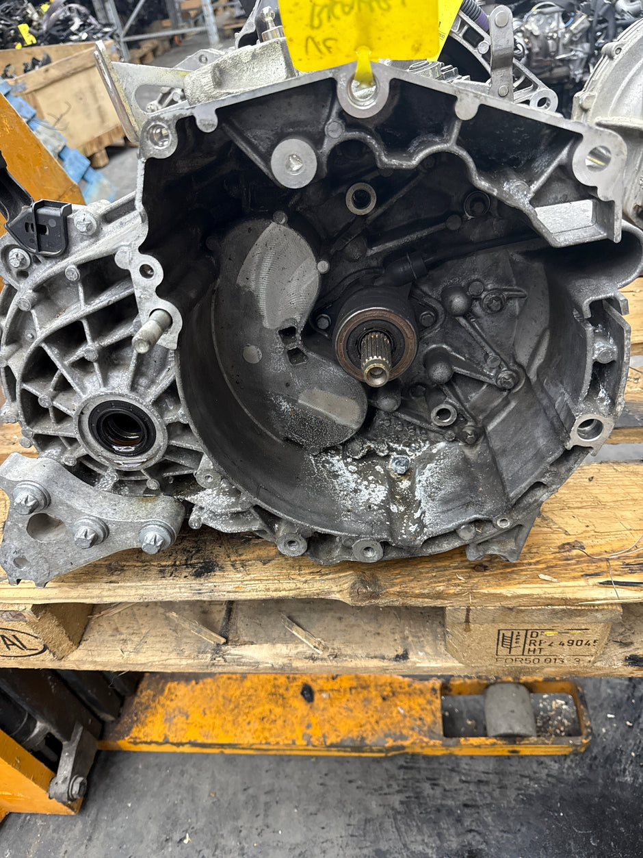 Manual transmission Fiat 1.4 petrol 2018 series 55220248 engine code 940b7000