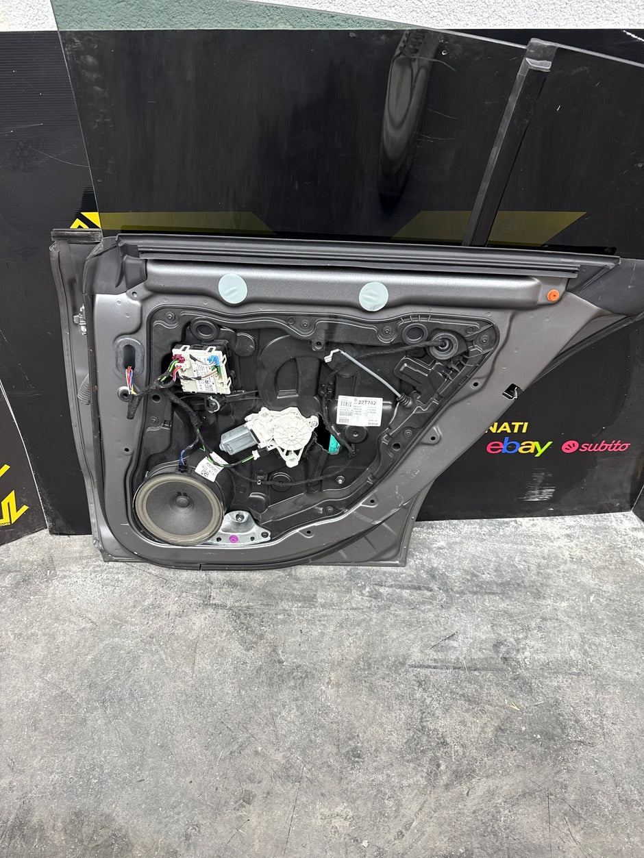 Porta posteriore mercedes amg CLA 2022