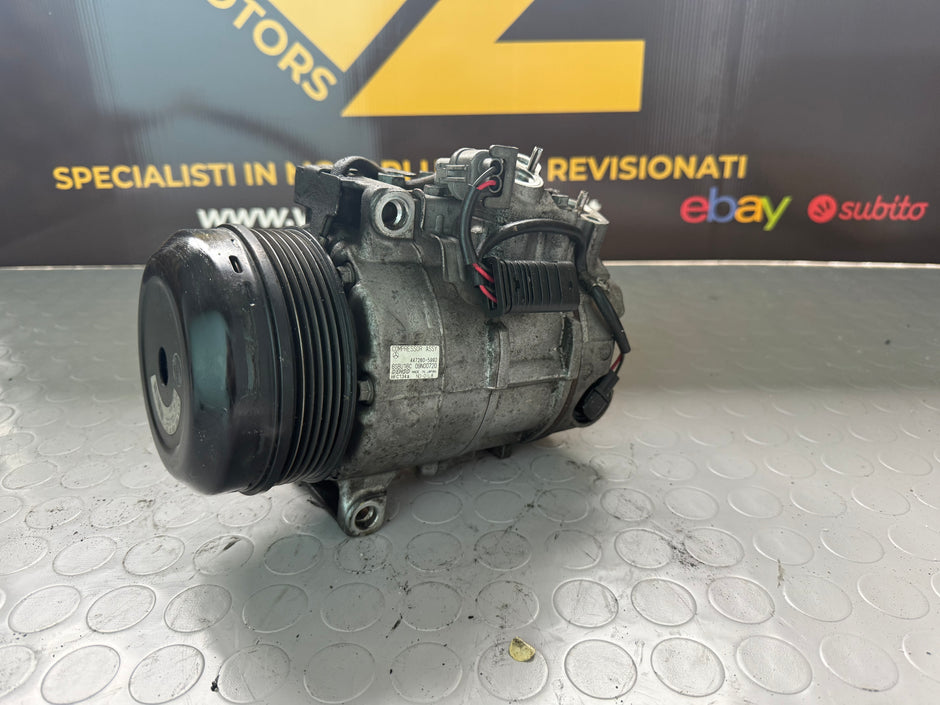 Compresseur de climatisation Mercedes Classe C W204 6SBU16 09N00720