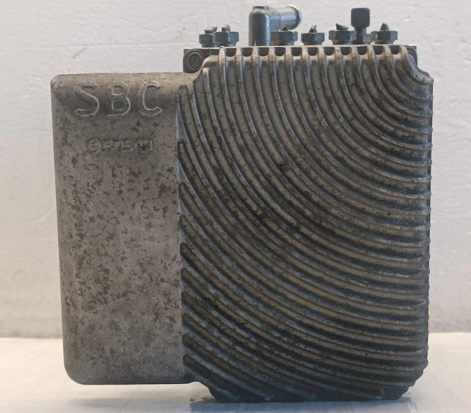 A9183 Unité de commande de pompe ABS MERCEDES CLASSE E W211 320D A0054310512 0265250065